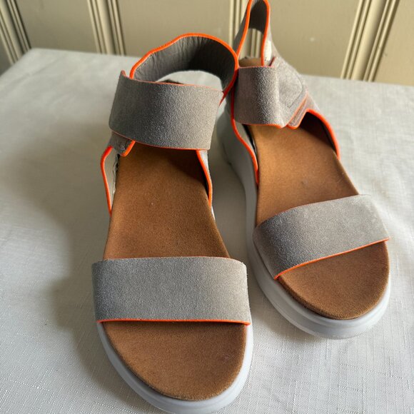 On Foot Platform Wedge Sandal Shoe Beige Suede Neon Orange sz 39 sz 8 - Picture 3 of 7